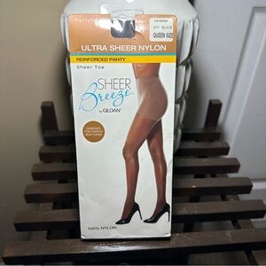 Vintage Gildan Sheer‎ Breeze Off Black Pantyhose